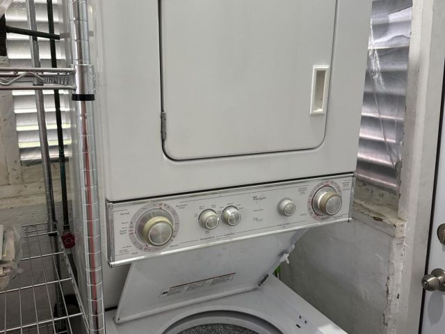 Home for rent at 229 Lakeland Drive - photo 6829871