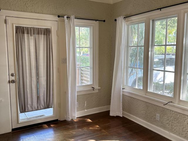 Home for rent at 229 Lakeland Drive - photo 6829876