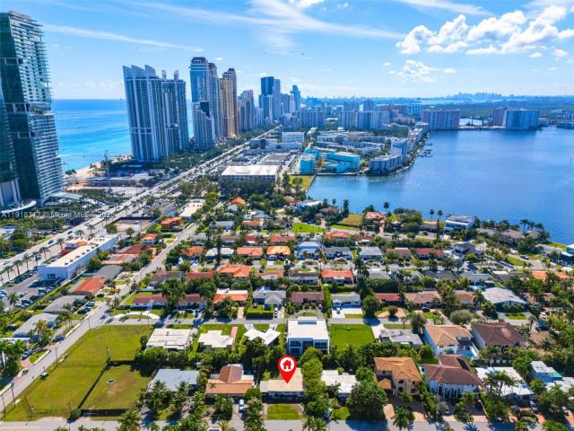 Home for sale at 242 189th St - photo 6827539