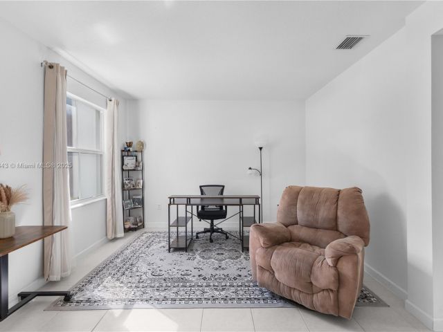 3-bedroom home for rent in Miami - 12150 NW 23rd Ct 0 - MondialRealty