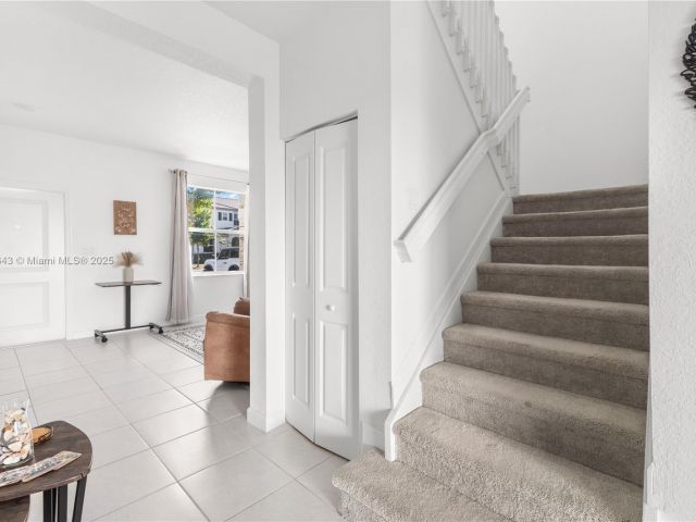 3-bedroom home for rent in Miami - 12150 NW 23rd Ct 0 - MondialRealty