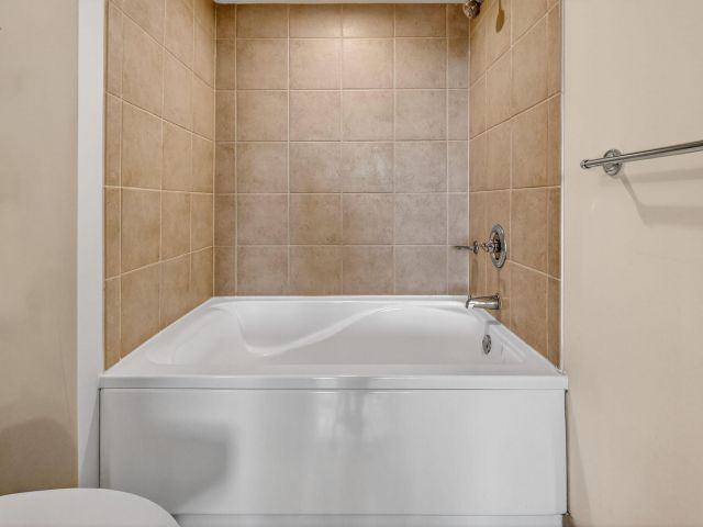 Apartment for sale  Unit #605 - photo 6827686