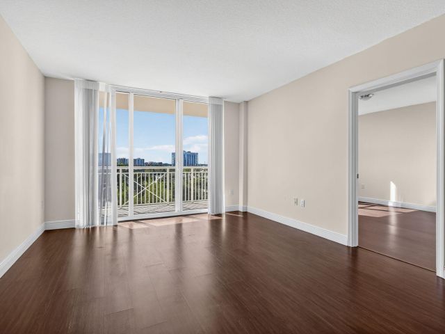 Apartment for sale  Unit #605 - photo 6827699