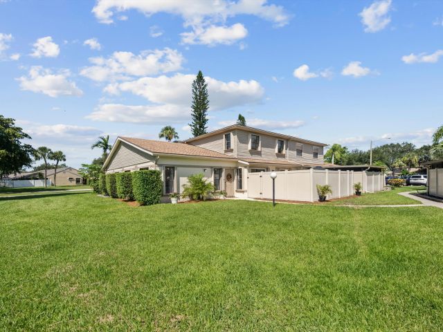 Home for rent at 4451 Willow Pond Road B - photo 6829842