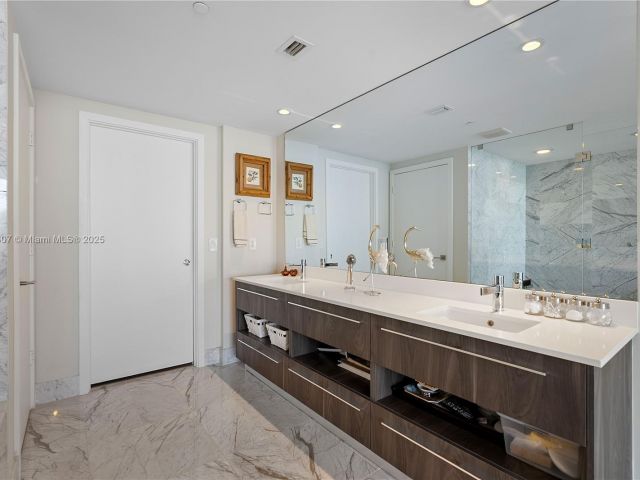 Apartment for sale  Unit #3106 - photo 6826151