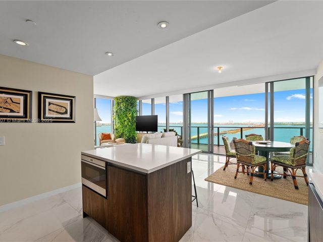 Apartment for sale  Unit #3106 - photo 6826158