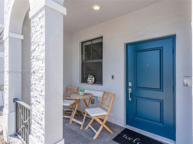 3-bedroom home for sale in Homestead - 28742 SW 134th Ct - MondialRealty