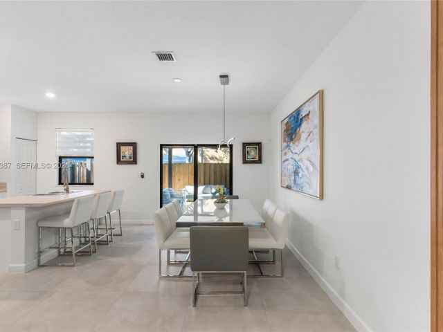 3-bedroom home for sale in Homestead - 28742 SW 134th Ct - MondialRealty