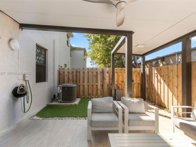 3-bedroom home for sale in Homestead - 28742 SW 134th Ct - MondialRealty