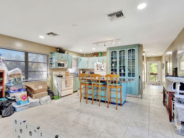 Home for sale at 550 Skylake Drive - photo 6846482