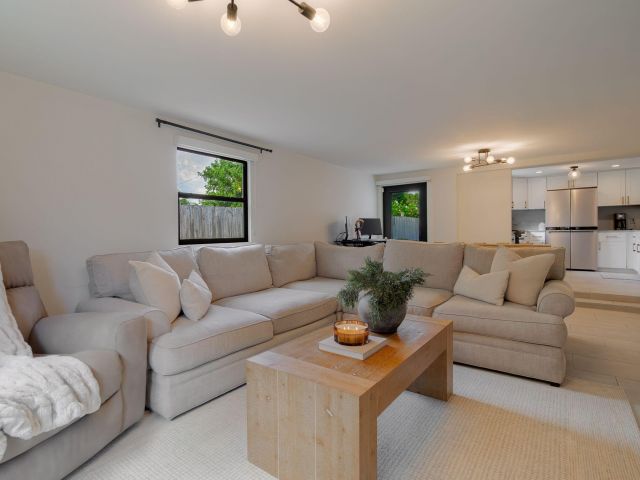 Home for sale at 537 NE 14th Court - photo 6871285