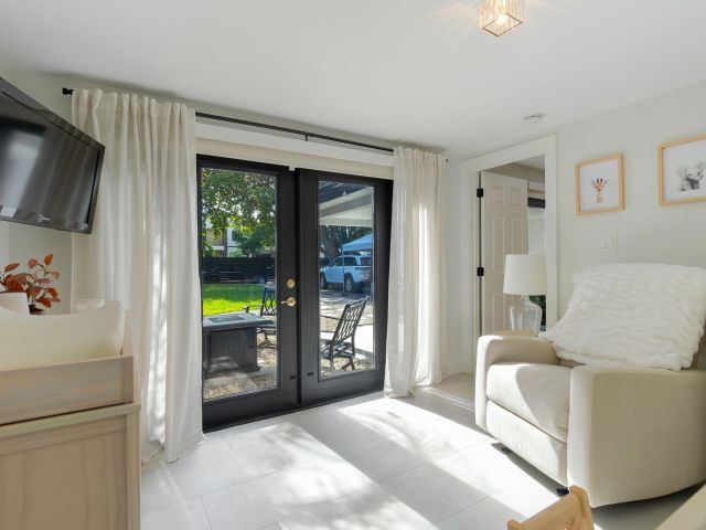 Home for sale at 537 NE 14th Court - photo 6871293