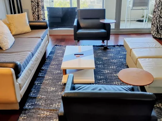 1-bedroom condo for rent in Miami Beach - 1500 Bay Rd 1002S - MondialRealty