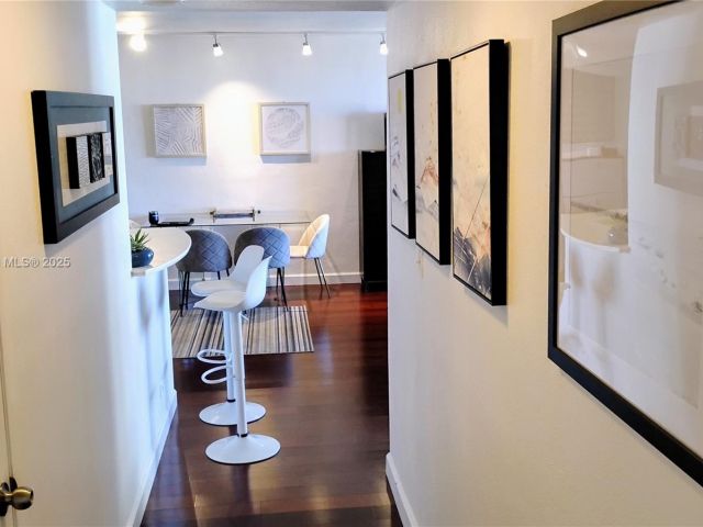 Apartment for rent  Unit #1002S - photo 6840297