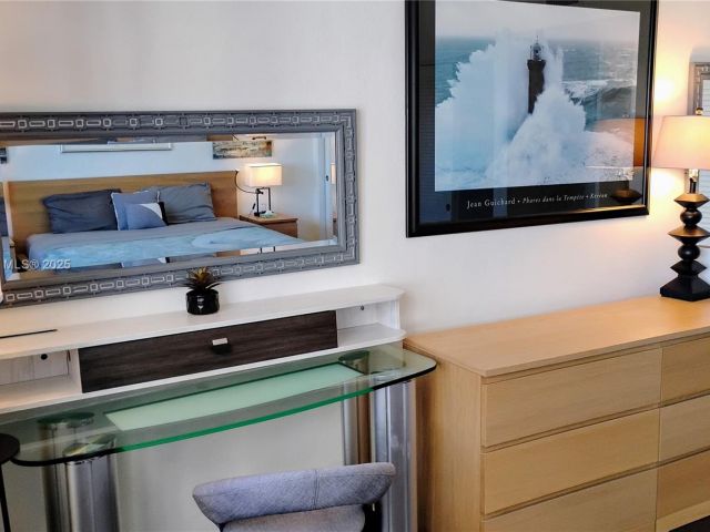 Apartment for rent  Unit #1002S - photo 6840299