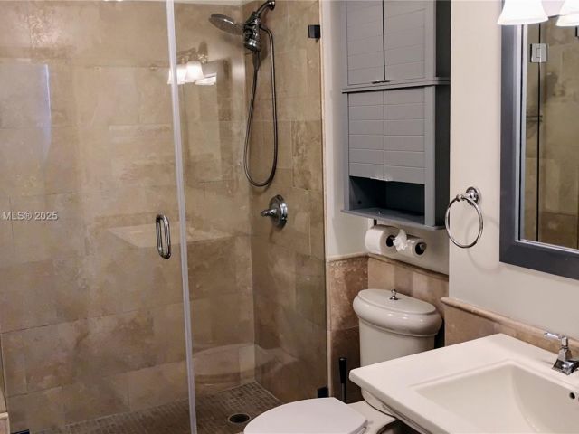 Apartment for rent  Unit #1002S - photo 6840303