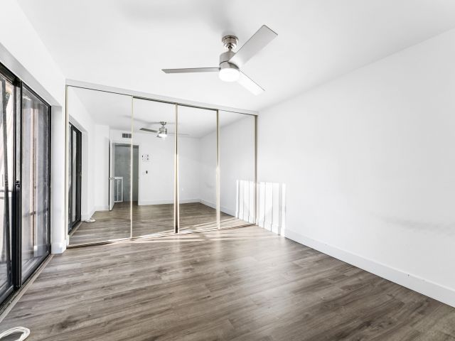 Home for rent at 1700 Embassy Drive 708 - photo 6829768