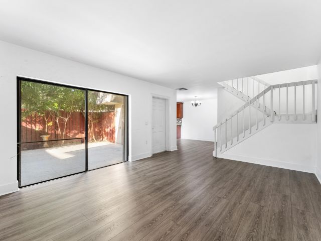 Home for rent at 1700 Embassy Drive 708 - photo 6829770