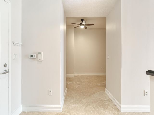 Apartment for rent  Unit #603 - photo 6856970