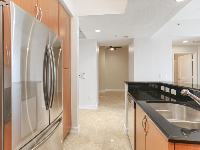 Apartment for rent  Unit #603 - photo 6856971