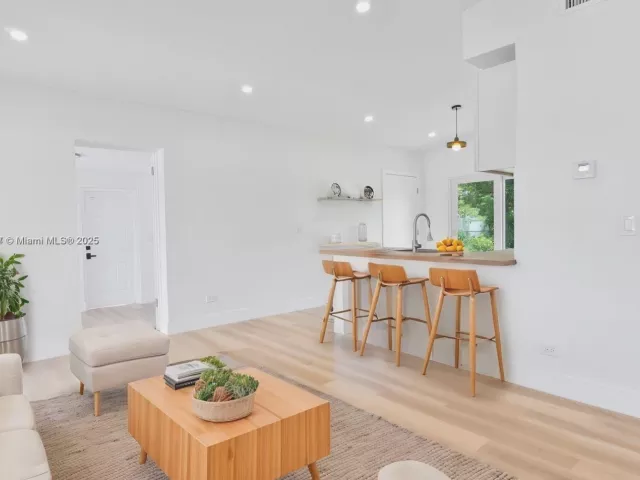 3-bedroom home for sale in North Miami - 75 NW 125th St - MondialRealty