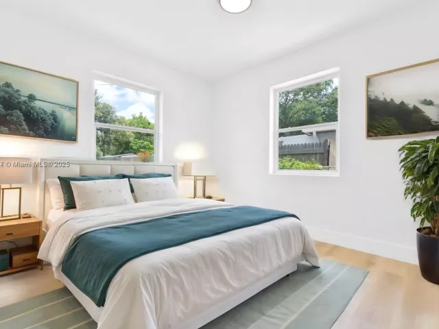 3-bedroom home for sale in North Miami - 75 NW 125th St - MondialRealty