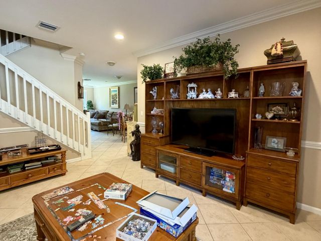 Home for rent at 16129 Poppyseed Circle 1605 - photo 6828935