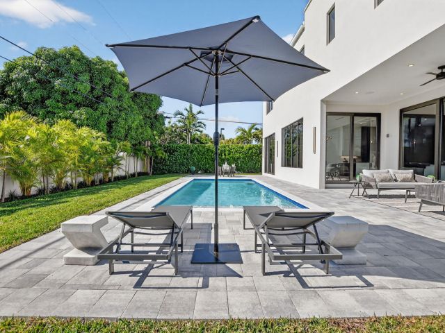 Home for sale at 1224 SW 13 Street - photo 6836764