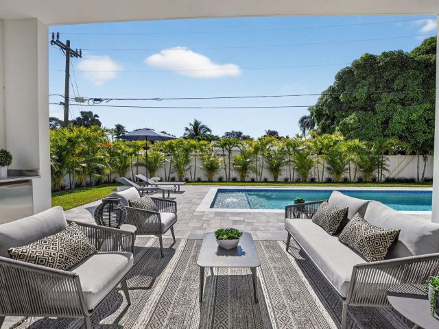 Home for sale at 1224 SW 13 Street - photo 6836767