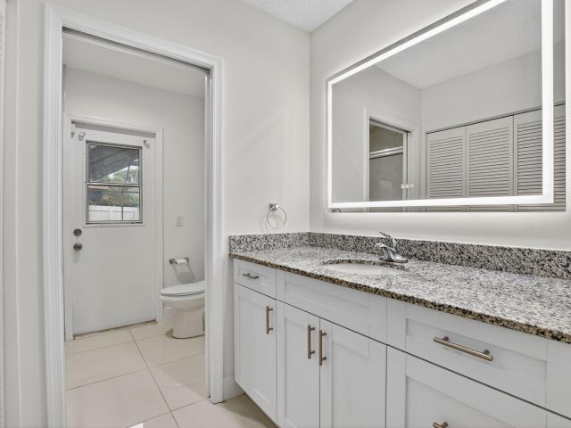 Home for rent at 488 NW 13th Street - photo 6854484