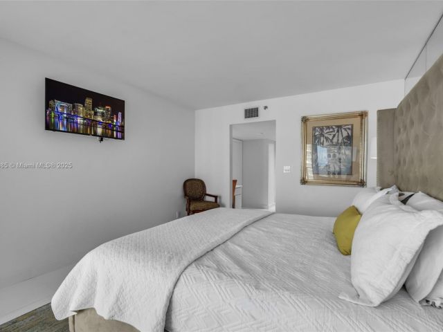 Apartment for rent  Unit #1836 - photo 6826123