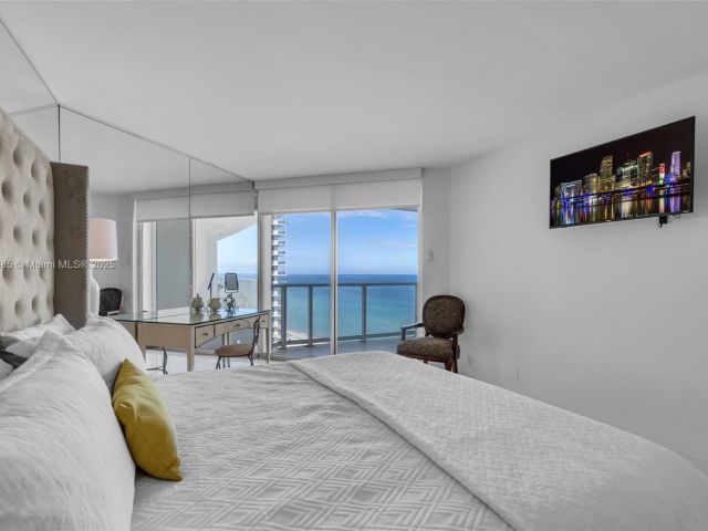 Apartment for rent  Unit #1836 - photo 6826124