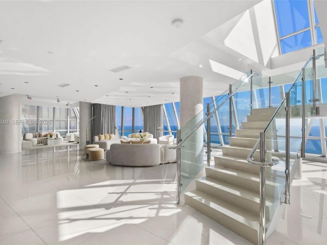 Apartment for sale  Unit #4806 - photo 6826633