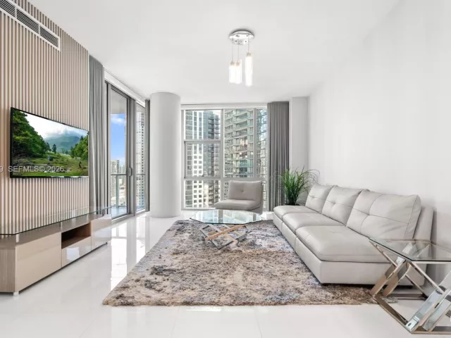 3-bedroom condo for sale in Miami - 851 NE 1st Ave 2811 - MondialRealty