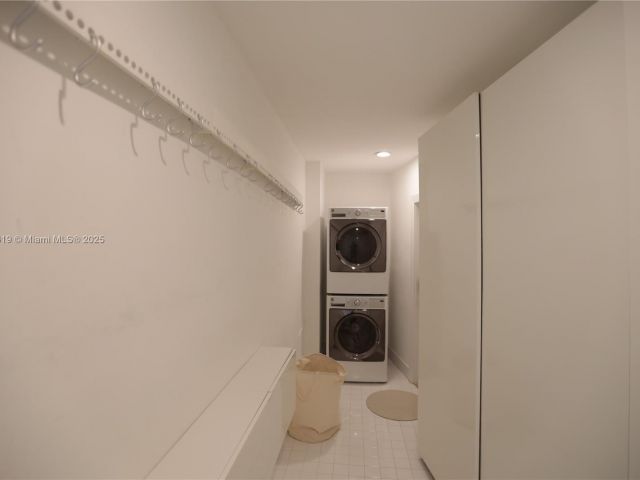 Home for rent at 12020 NE 5th Ave - photo 6824719