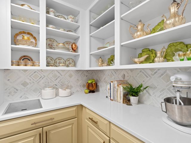 Home for sale at 3510 Embassy Drive - photo 6829726