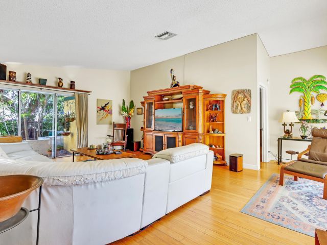 Home for sale at 1440 SW 20th Street - photo 6830217