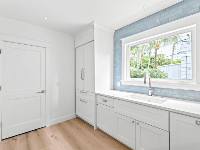 Home for sale at 313 Vallette Way Way - photo 6829743