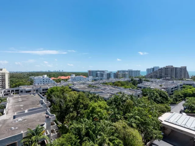 Apartment for rent  Unit #1036 - photo 6829680