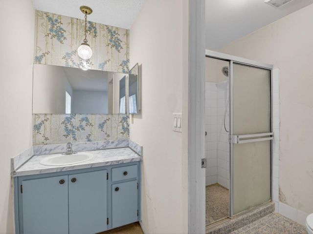 Home for sale at 1601 NW 5th Street - photo 6832457