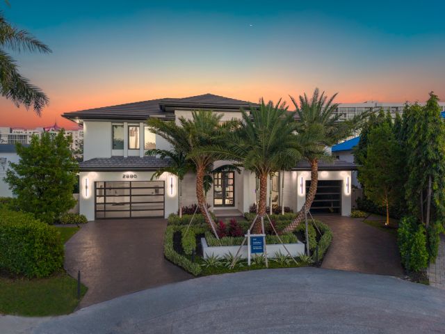 Home for sale at 2880 NE 9th Street - photo 6836457