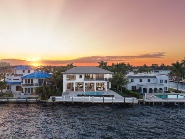 Home for sale at 2880 NE 9th Street - photo 6836461