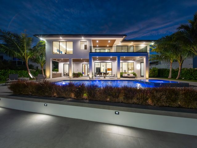 Home for sale at 2880 NE 9th Street - photo 6836463