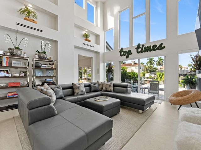 Home for sale at 941 Iris Drive - photo 6871268