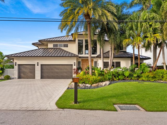 Home for sale at 941 Iris Drive - photo 6871279