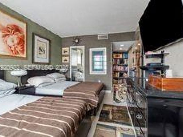 Apartment for sale  Unit #17D - photo 7445425