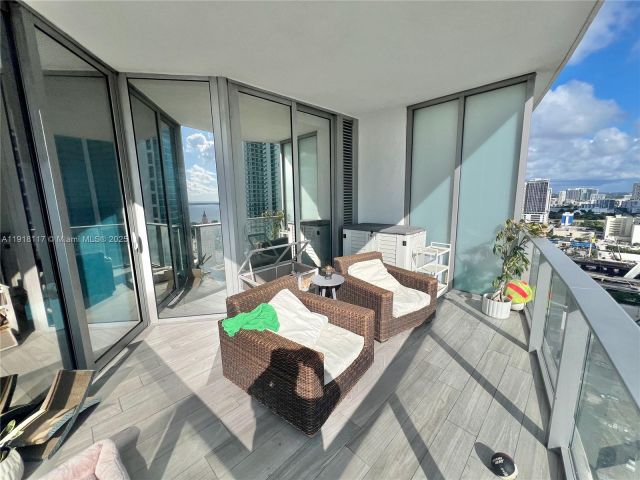 Apartment for sale  Unit #2605 - photo 6829236