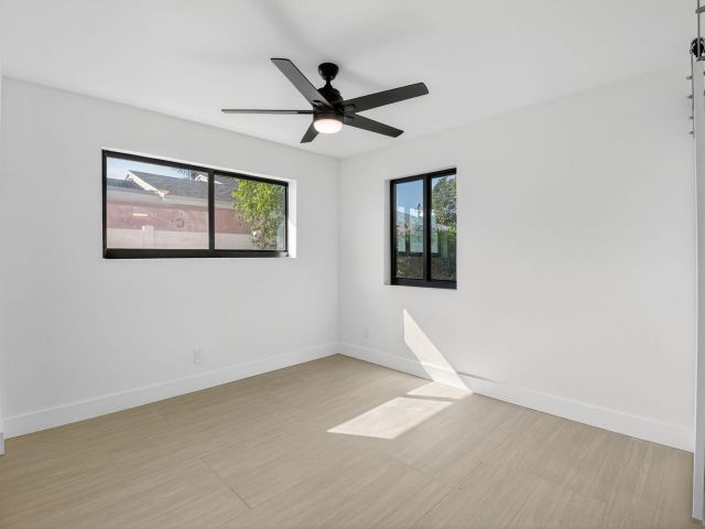 Home for sale at 122 SW 9th Avenue - photo 6829579