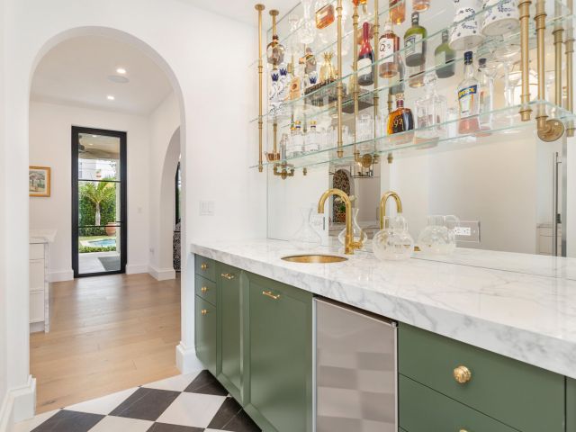 Home for sale at 302 E Lakewood Road - photo 6853859