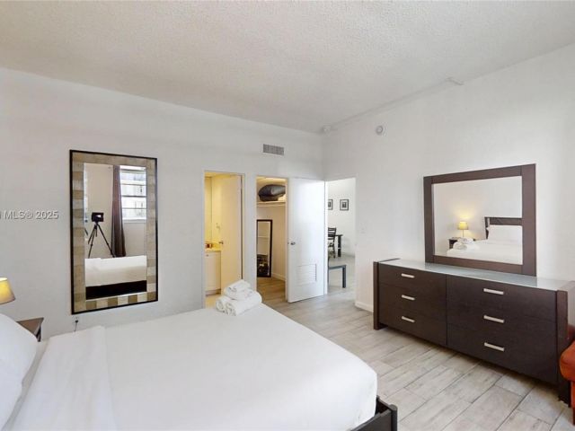 Apartment for rent  Unit #PH7 - photo 7433670